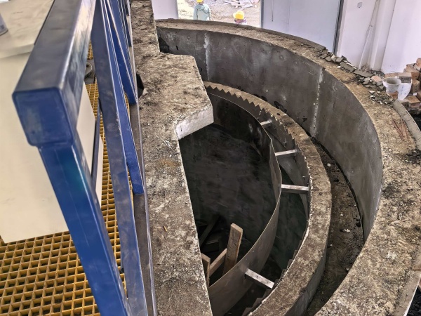 中心傳動濃縮刮泥機